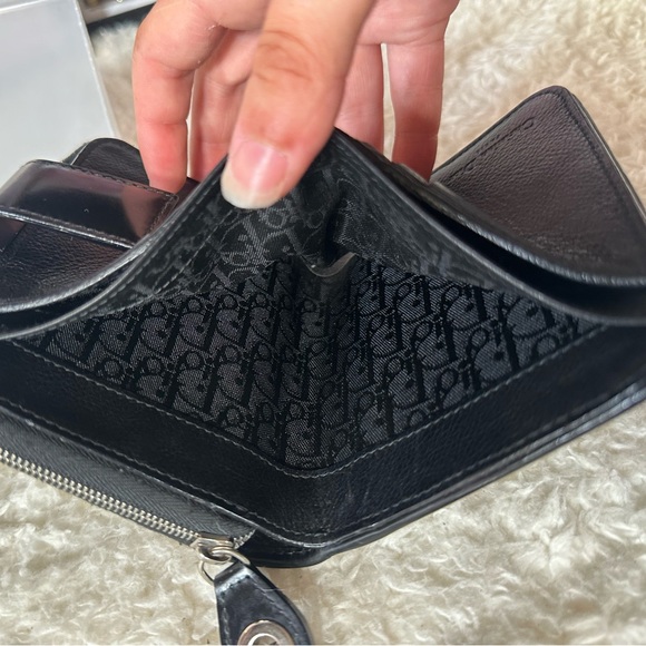 Dior Dice Charm Compact Snap Wallet - Picture 6 of 7
